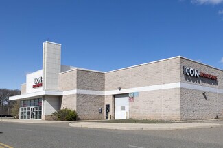 Plus de détails pour 1701 Sunrise Hwy, Bay Shore, NY - Commerce de détail à louer
