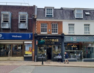Plus de détails pour 48 London Rd, East Grinstead - Commerce de détail à vendre