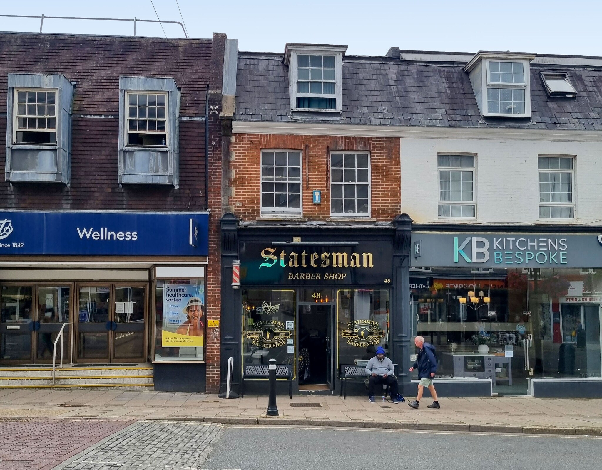 48 London Rd, East Grinstead à vendre Photo principale- Image 1 de 4