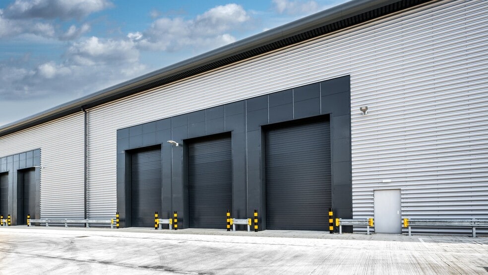 2A Bar Hl, Bar Hill for lease - Building Photo - Image 3 of 7