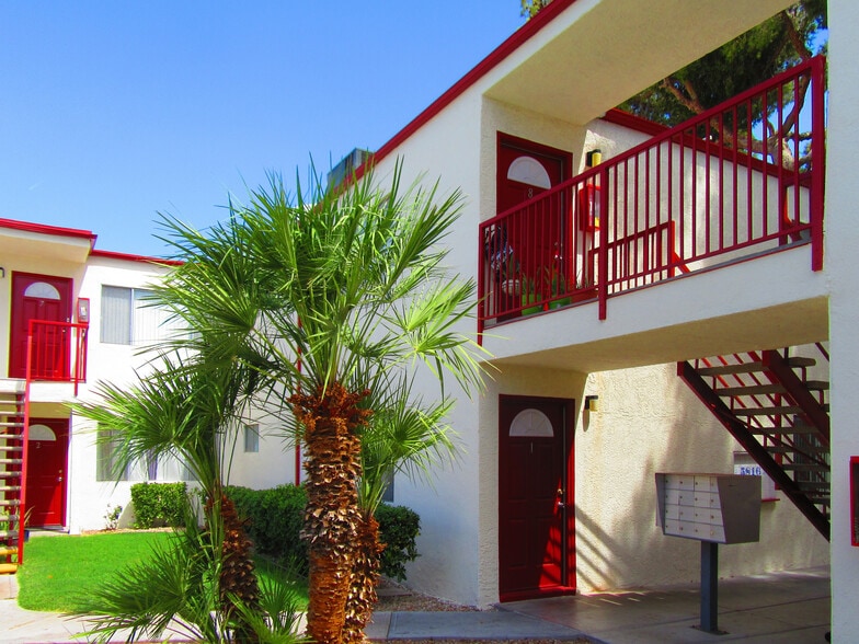 5808-5900 Bromley Ave, Las Vegas, NV for sale - Building Photo - Image 2 of 5