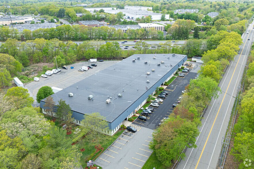 155 West St, Wilmington, MA à louer - Photo du bâtiment - Image 2 de 4