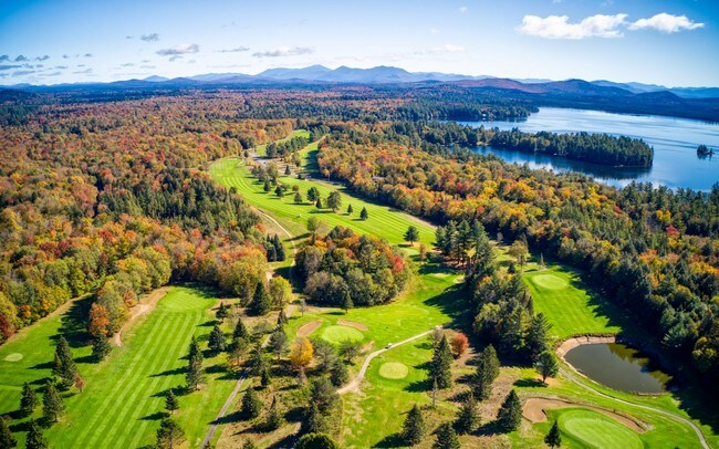 Plus de détails pour 125 County Route 46, Saranac Lake, NY - Spécialité à vendre