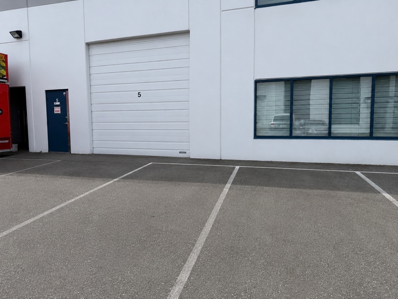 27250 58th Cres, Langley Twp, BC for lease - Building Photo - Image 1 of 3