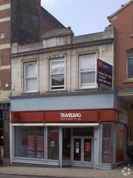 81-82 Briggate, Leeds à vendre - Photo principale - Image 1 de 1