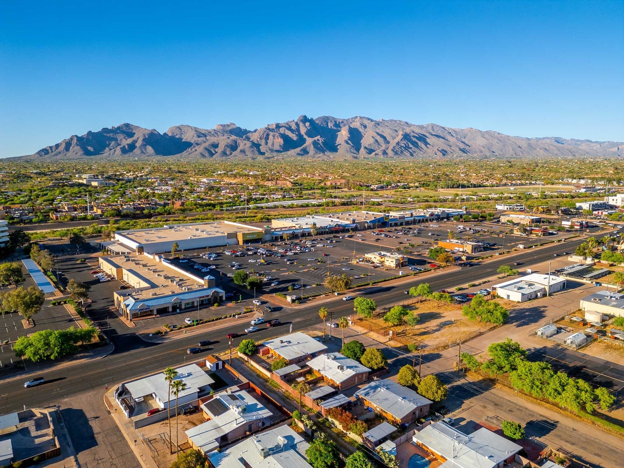 455-485 E Wetmore Rd, Tucson, AZ à louer Photo du bâtiment- Image 1 de 6