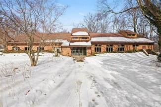 Plus de détails pour 2913 E Bristol St, Elkhart, IN - Spécialité à vendre