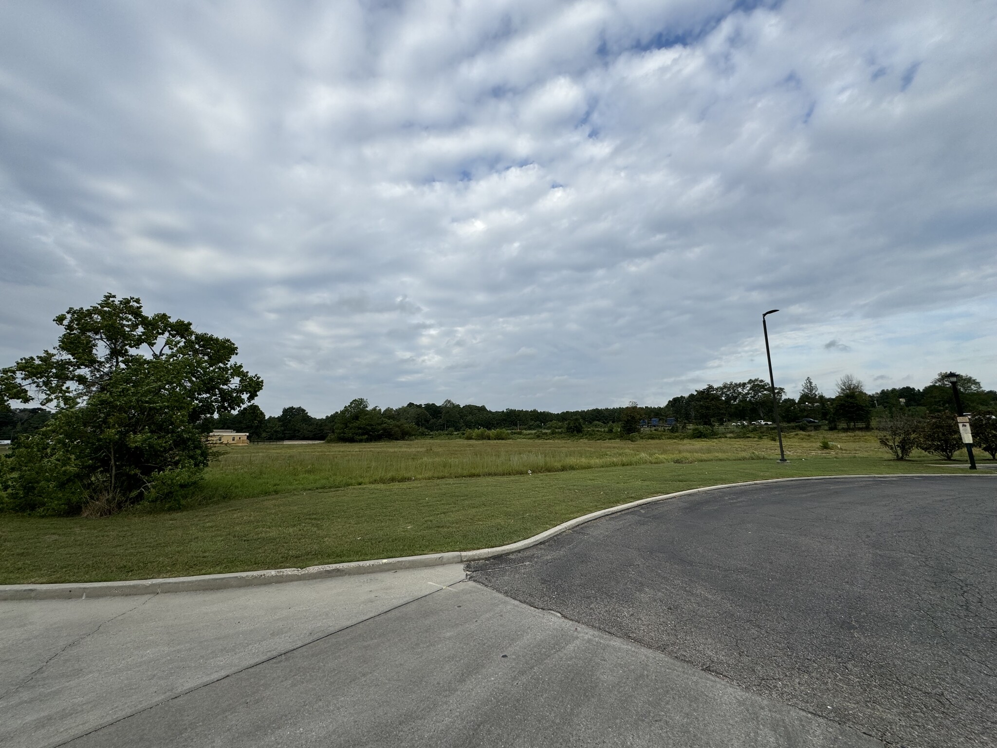 Campbell Loop & Broadacres Drive hwy, Hattiesburg, MS for sale Other- Image 1 of 9