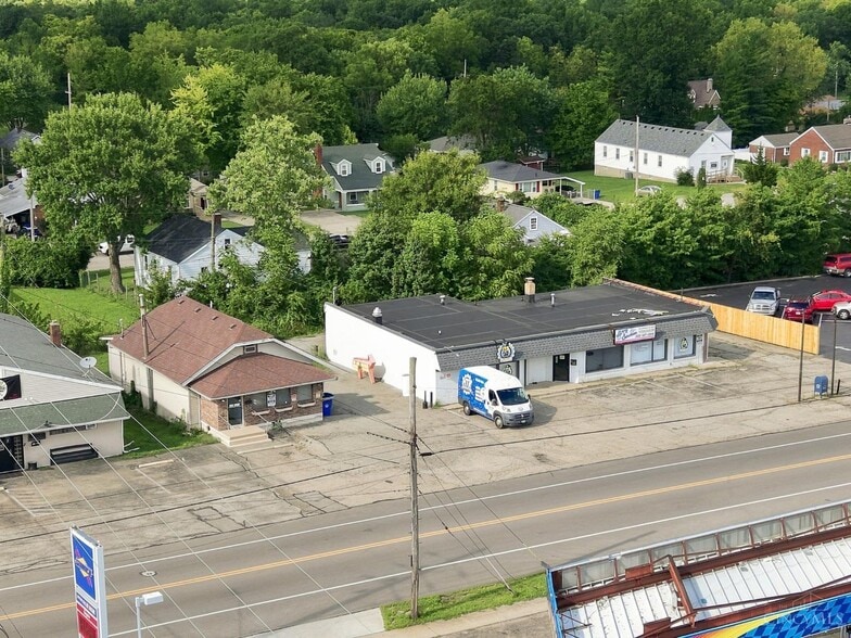 1069-1077 Millville Ave, Hamilton, OH for sale - Building Photo - Image 3 of 22
