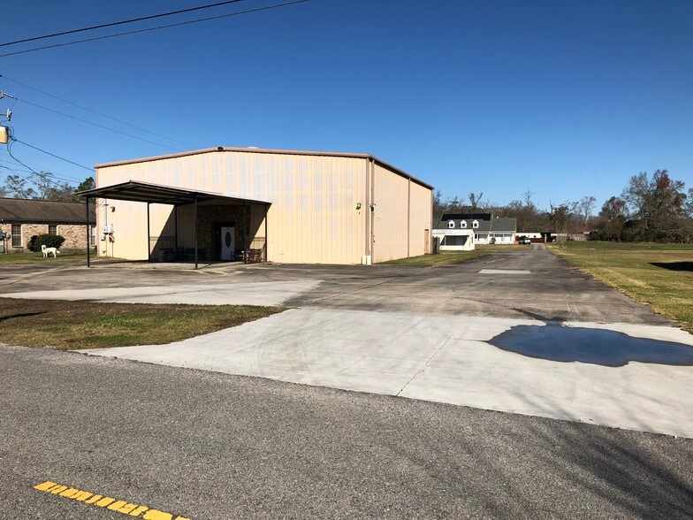 37092 Miller Rd, Prairieville, LA for lease - Building Photo - Image 2 of 16