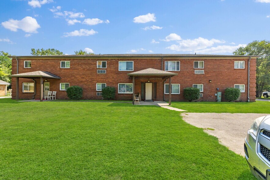 2345 Perkins Ave, Indianapolis, IN à vendre - Photo principale - Image 1 de 3