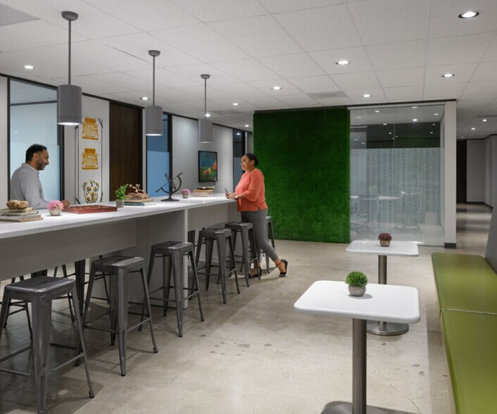 9900 Westpark Dr, Houston, TX à louer - Photo intérieure - Image 3 de 5