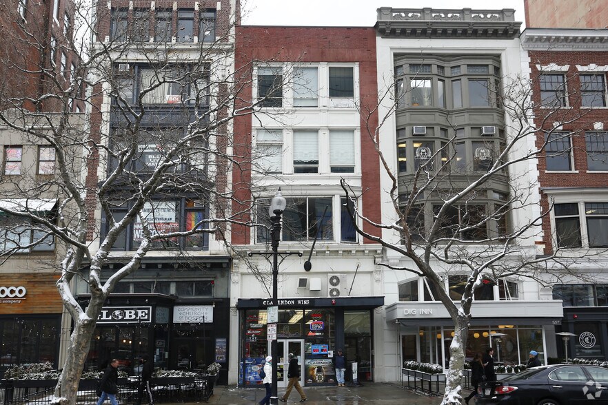 557-561 Boylston St, Boston, MA à louer - Photo du bâtiment - Image 3 de 7