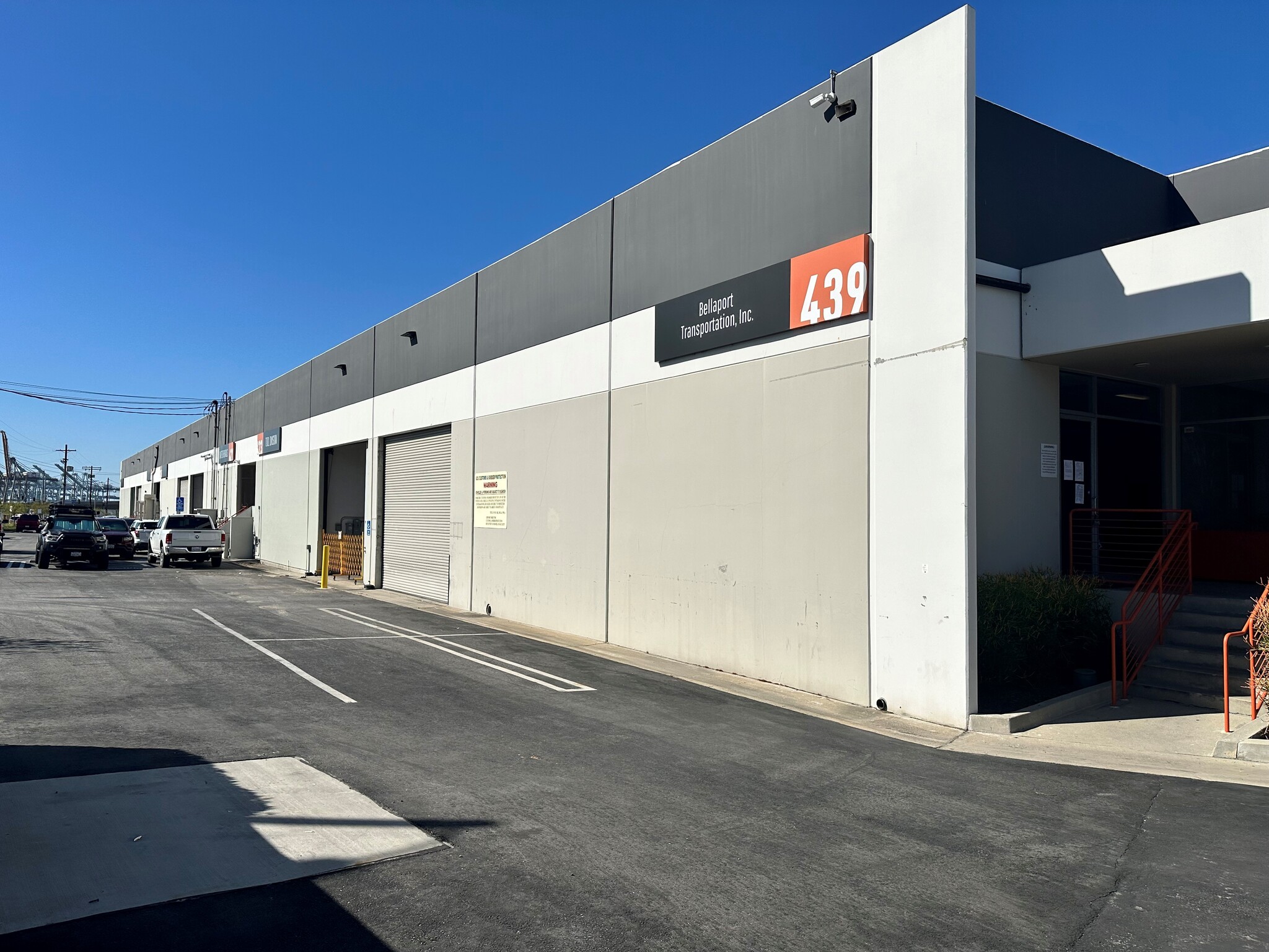 301-445 N Figueroa St, Wilmington, CA for lease Interior Photo- Image 1 of 2