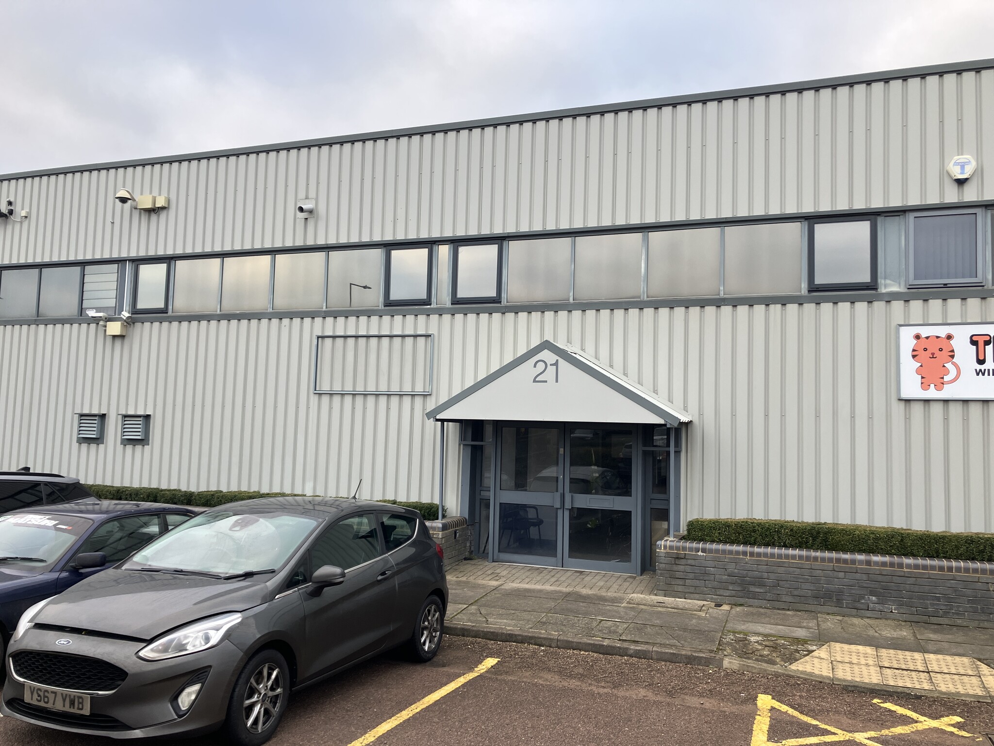 Erica Rd, Milton Keynes à louer Photo du bâtiment- Image 1 de 2