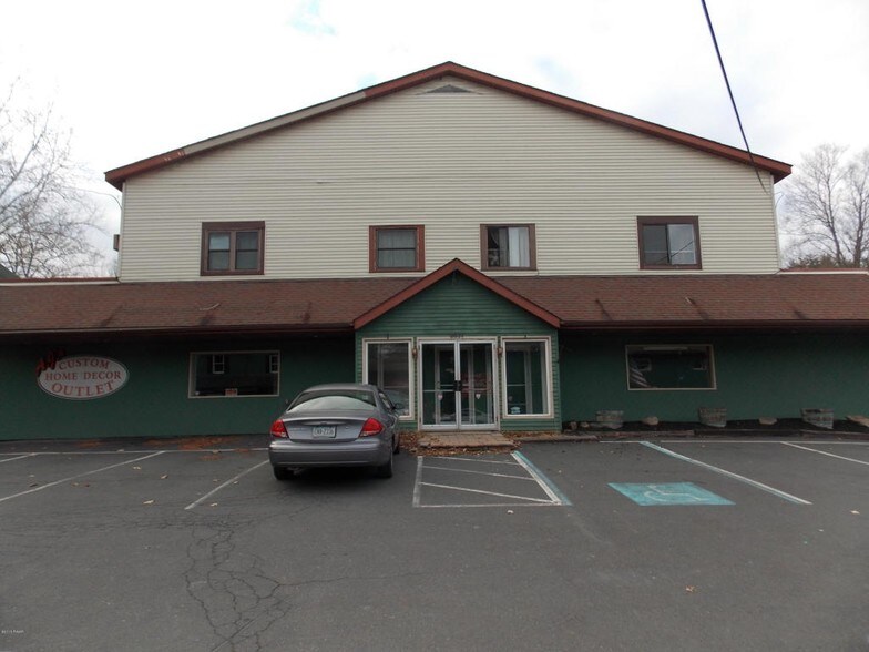 6631 Route 191, Cresco, PA à vendre - Photo du bâtiment - Image 3 de 14