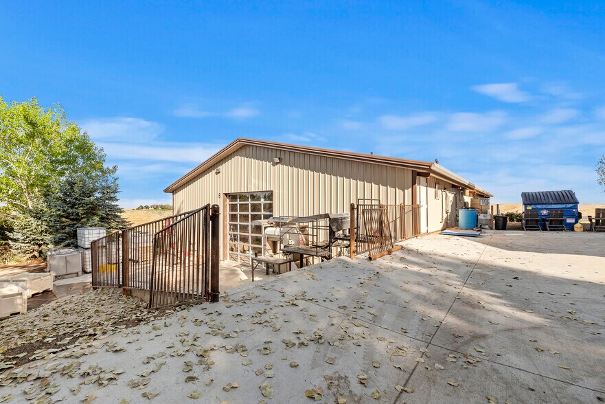 5446 N 16 Hwy, Eagle, ID à vendre - Photo du bâtiment - Image 3 de 16