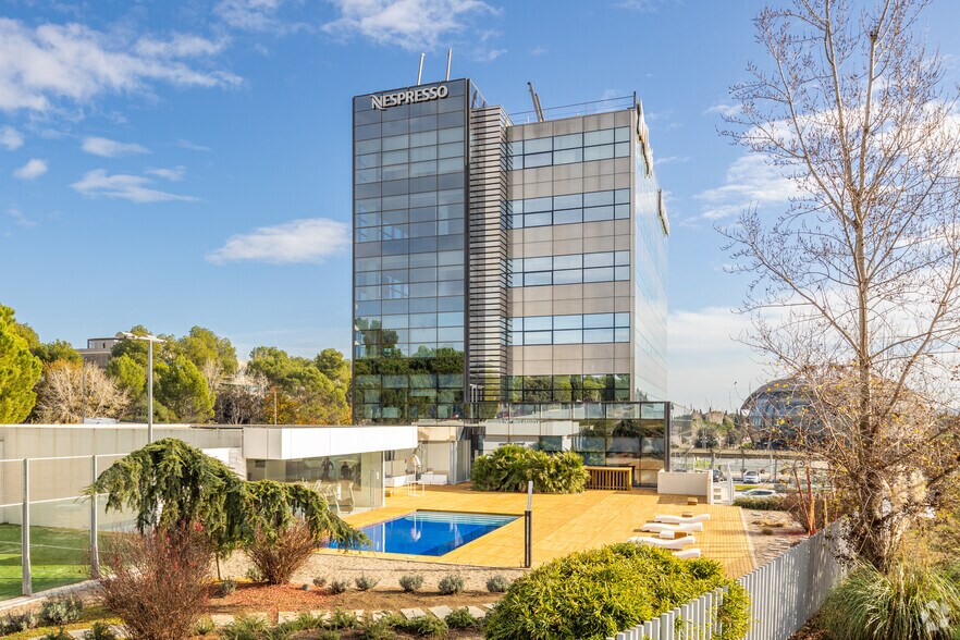 Office in Sant Cugat del Vallès, Barcelona for lease - Primary Photo - Image 1 of 4