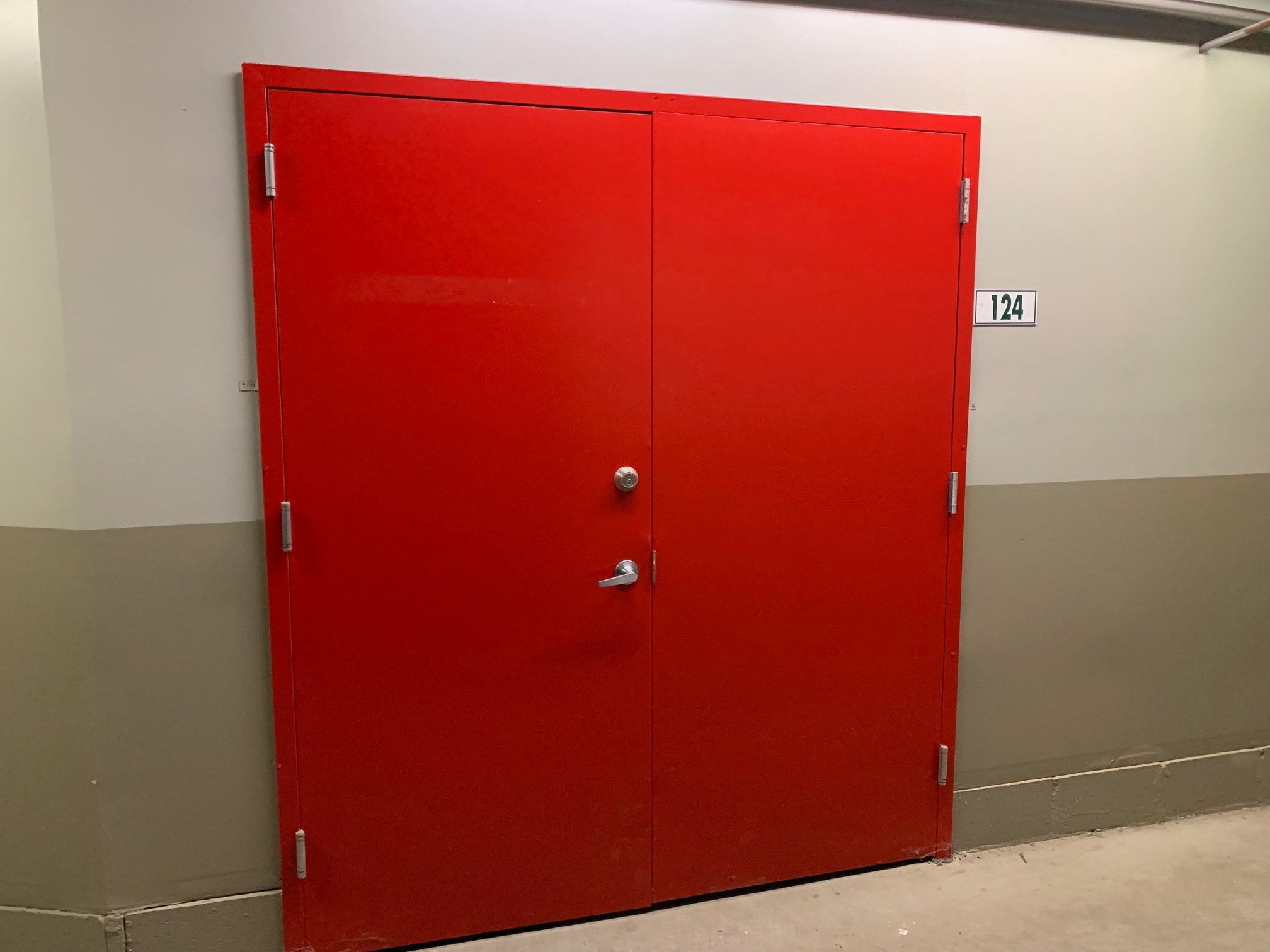 210-211 Cottage St, Poughkeepsie, NY for lease Interior Photo- Image 1 of 3