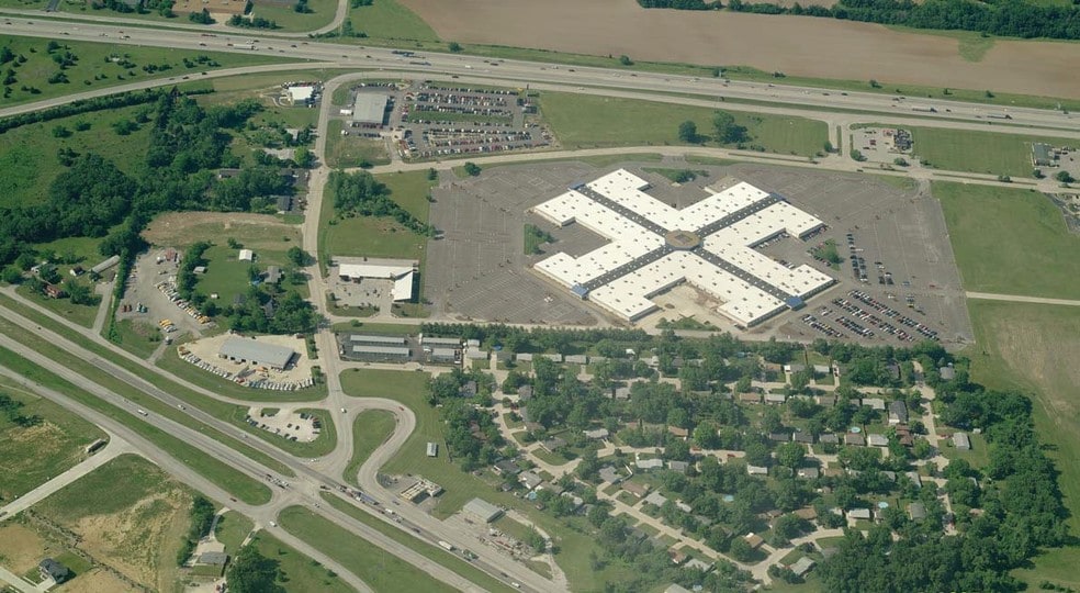 Veterans Memorial Pky, Wentzville, MO for sale - Building Photo - Image 2 of 4