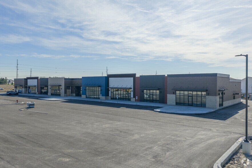 8750-72 109th Ave, Saint John, IN à louer - Photo du bâtiment - Image 2 de 4