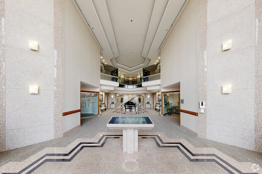 759 SW Federal Hwy, Stuart, FL for lease - Matterport 3D Scan - Image 2 of 12