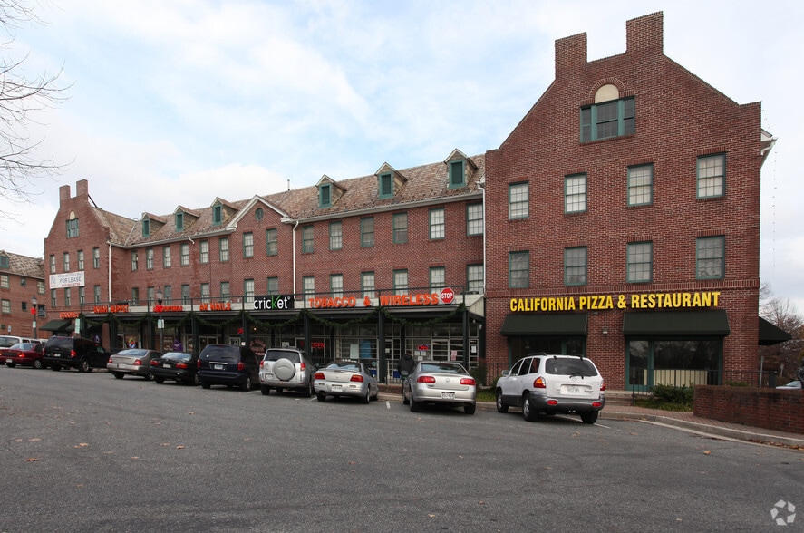 19-39 Shipping Pl, Dundalk, MD for lease - Building Photo - Image 2 of 12