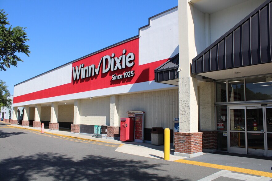 1722 S 8th St, Fernandina Beach, FL for lease - Building Photo - Image 2 of 9