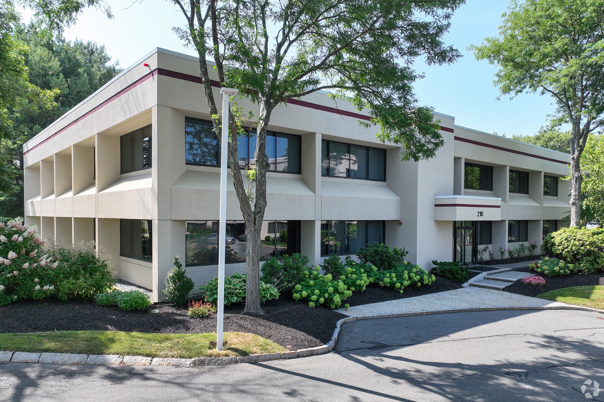 210 Broadway, Lynnfield, MA for sale Primary Photo- Image 1 of 1