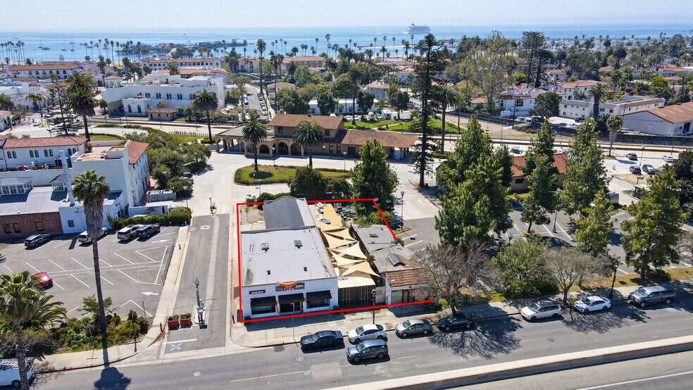 17 W Montecito St, Santa Barbara, CA à vendre - Photo du bâtiment - Image 2 de 3