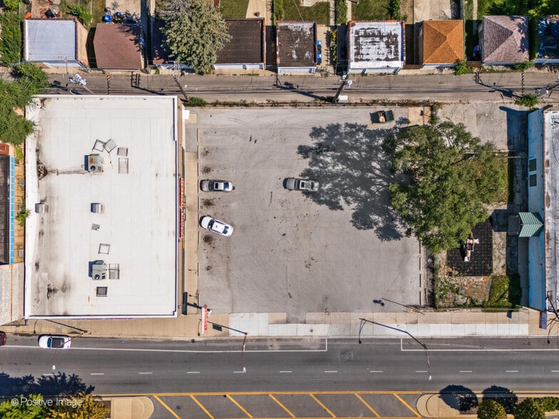 7927 S Ashland Ave, Chicago, IL for sale - Building Photo - Image 3 of 8