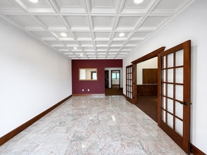 2429 Earl Rudder Fwy, College Station, TX for lease Interior Photo- Image 1 of 10