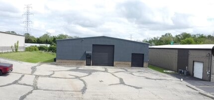 440 Conover Dr, Franklin, OH for lease Building Photo- Image 1 of 9