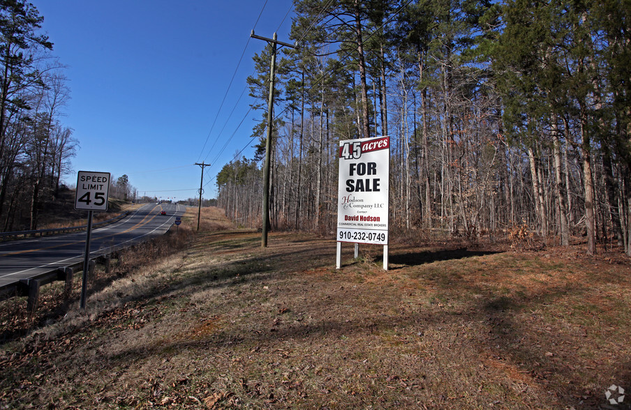 10216 Old Statesville Rd, Charlotte, NC à vendre - Photo principale - Image 1 de 1