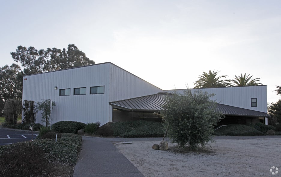21889 8th St E, Sonoma, CA for sale - Building Photo - Image 2 of 3
