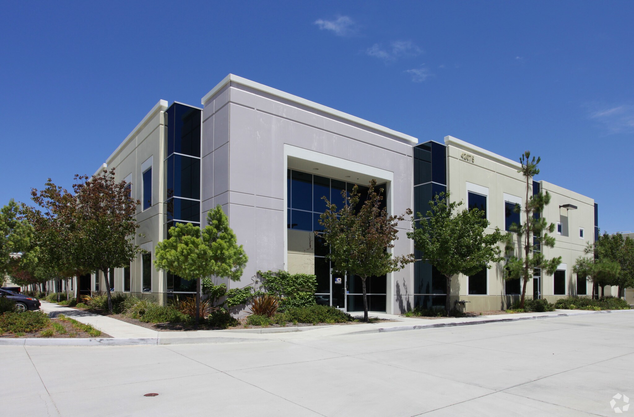 42075 Remington Ave, Temecula, CA for lease Primary Photo- Image 1 of 7