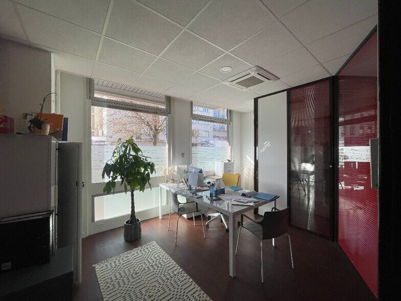 32 Rue Jacques-Louis Hénon, Lyon à louer - Photo intérieure - Image 3 de 5