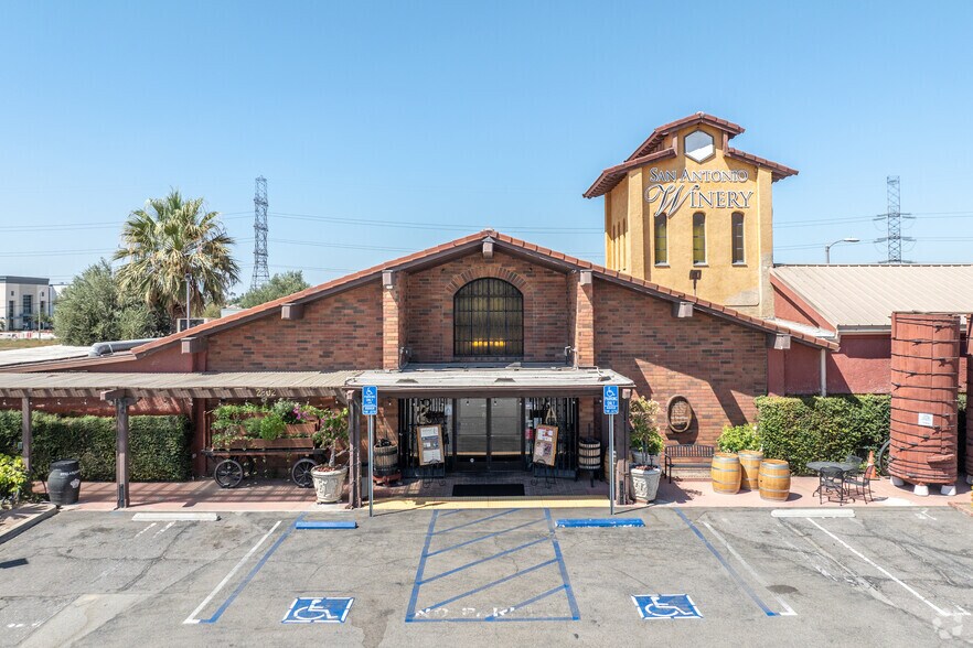 2802 S Milliken Ave, Ontario, CA à louer - Photo du bâtiment - Image 2 de 4