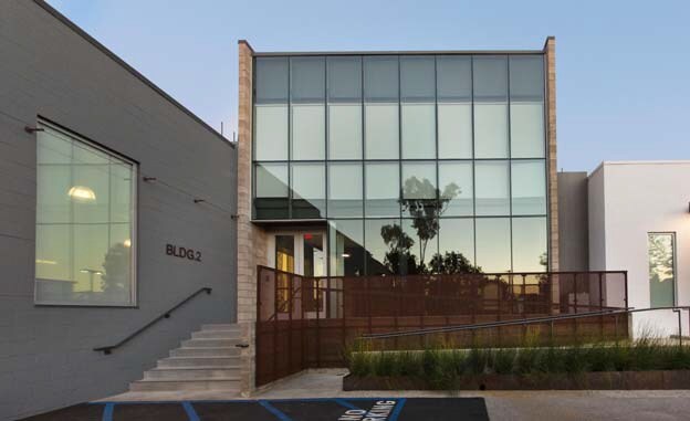 9950 Jefferson Blvd, Culver City, CA à louer - Photo du bâtiment - Image 2 de 40