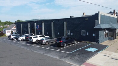 800 Main St, Hellertown, PA for lease Interior Photo- Image 1 of 14