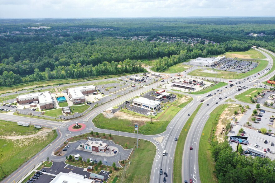 6921 Ray Wright Way, Columbus, GA à vendre - Photo du bâtiment - Image 3 de 6