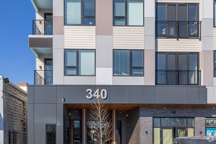 319-327 Chelsea St, Boston, MA à vendre - Photo du bâtiment - Image 3 de 7