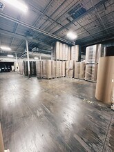 3003 Pacific St, Minneapolis, MN à louer Photo du bâtiment- Image 2 de 3