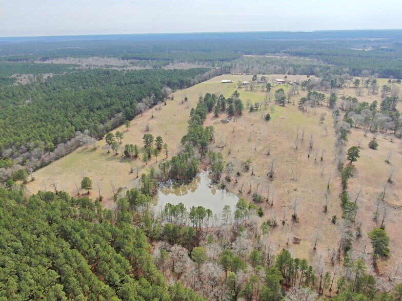 565 Dodge Oakhurst Rd, Huntsville, TX à vendre - Photo du bâtiment - Image 2 de 4