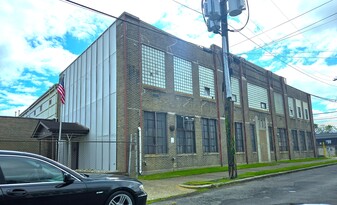 1420 Crestmont Ave, Camden NJ - Entrepôt