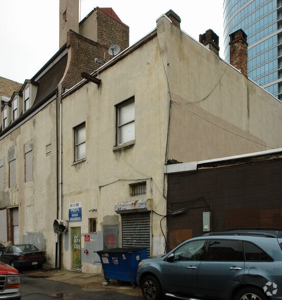 2102 Market St, Philadelphia, PA à louer - Photo du bâtiment - Image 2 de 8