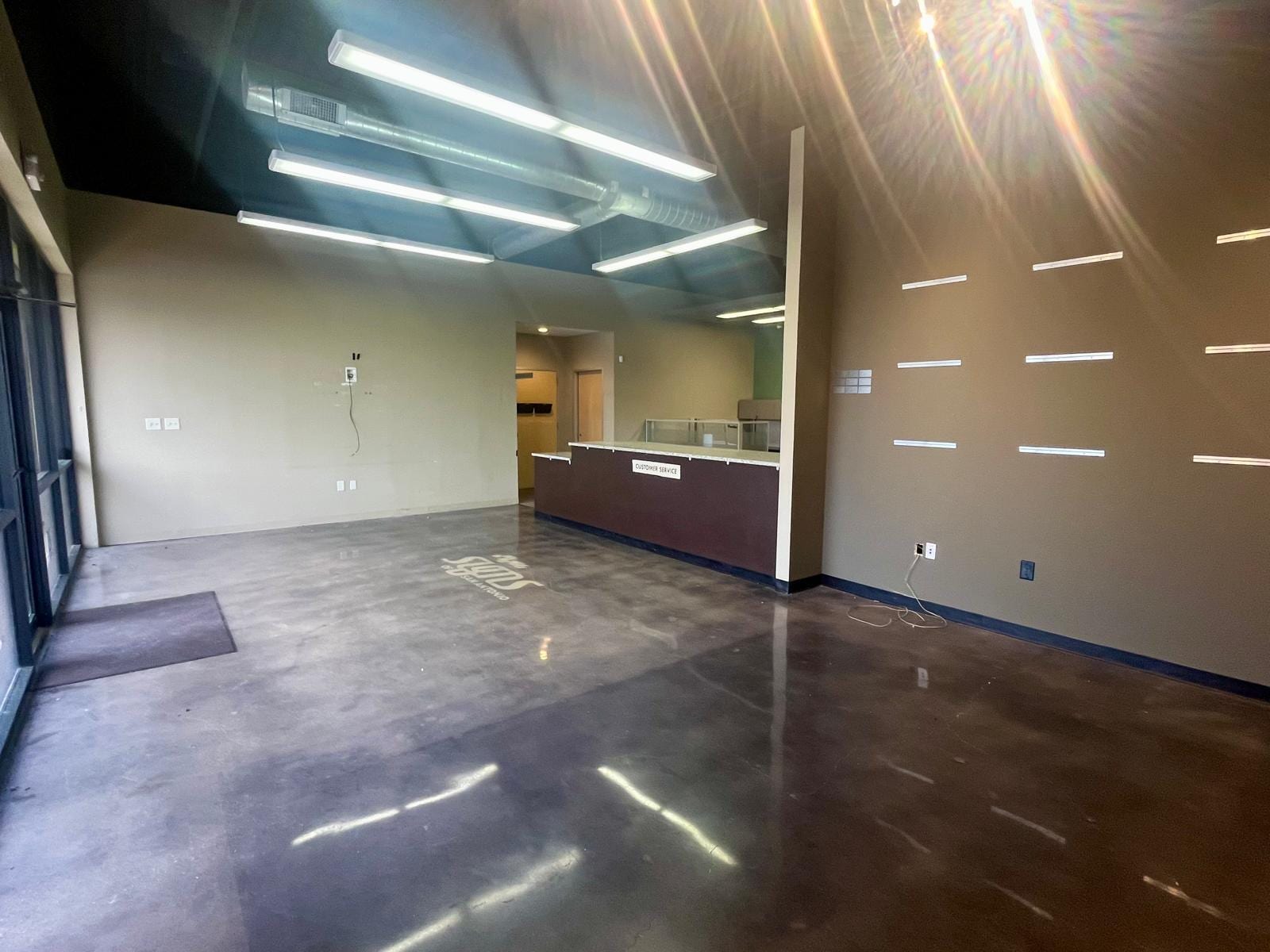 4222 Gatecrest, San Antonio, TX for lease Interior Photo- Image 1 of 12