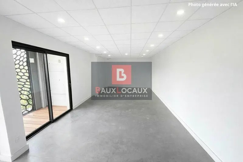 Office in Roquemaure for lease - Interior Photo - Image 2 of 6
