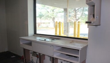 4720 Nine Mile Rd, Richmond, VA for sale Interior Photo- Image 2 of 5