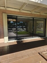 650 Royal Palm Beach Blvd, Royal Palm Beach, FL à louer Photo intérieure- Image 2 de 5